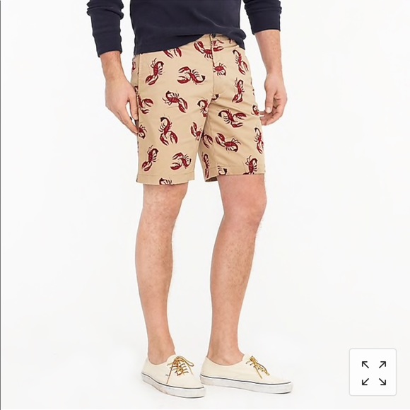 9” Stretch Short in Lobster Print - Picture 3 of 6